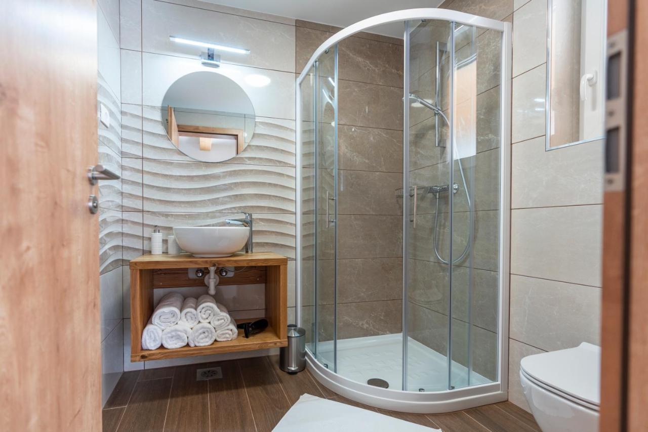 Apartmaji Mm ボーヒニ エクステリア 写真