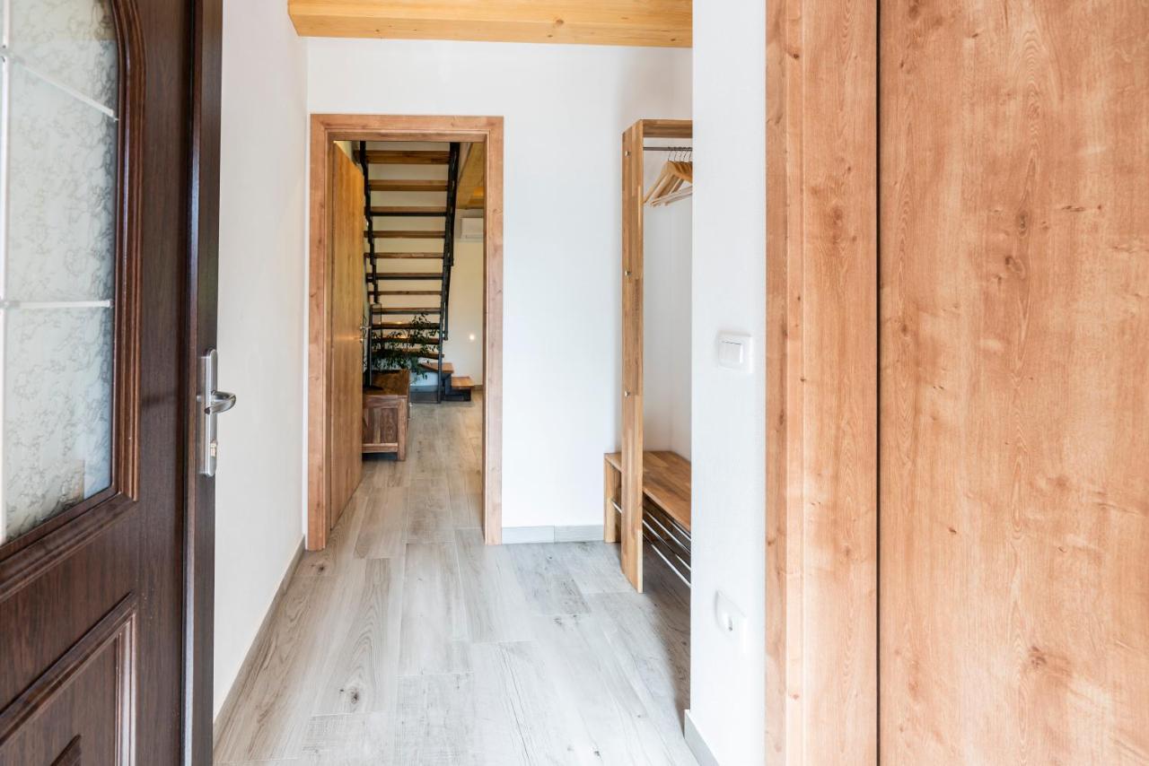 Apartmaji Mm ボーヒニ エクステリア 写真